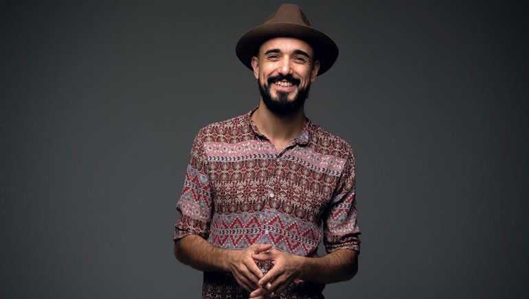 Abel Pintos pidió una fortuna y un municipio cambio su show por una ambulancia