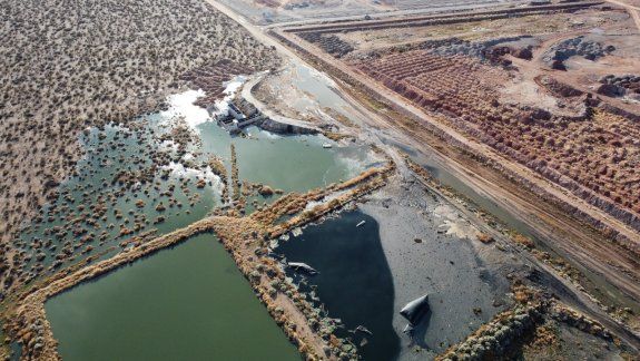 Piletas cloacales: la Muni paraliza las obras y las trasladará de lugar