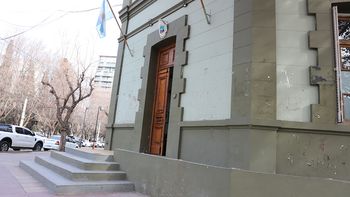 estatales de neuquen: de cuanto es el aumento de sueldo este mes y el acumulado del 2025