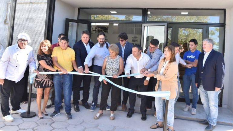 La UNCo volvió a abrir su comedor en Neuquén: cómo comprar los almuerzos y cuánto cuestan