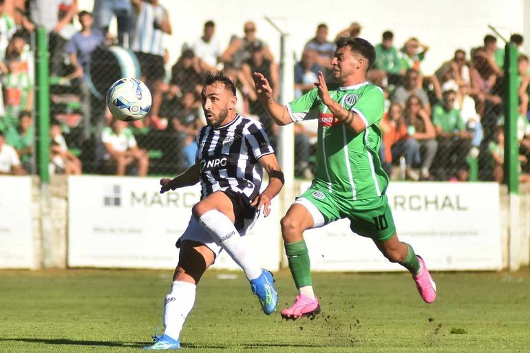 Cipolletti no pudo contra Kimberley en Mar del Plata. Fotos: gentileza La Capital de Mar del Plata
