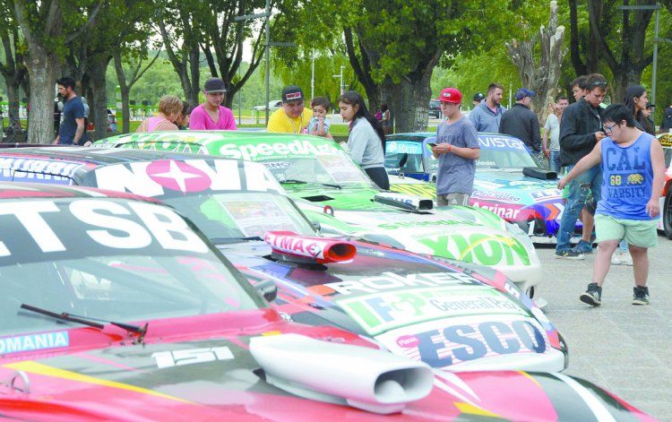 El Museo del TC se exhibe en el Paseo de la Costa
