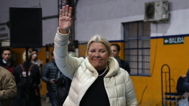 La referente de la Coalición Civica supera el 45% de los votos en el inicio de los números oficiales