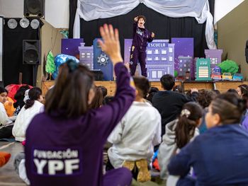 Fundación YPF presentó una nueva propuesta lúdica educativa para chicos de primaria.