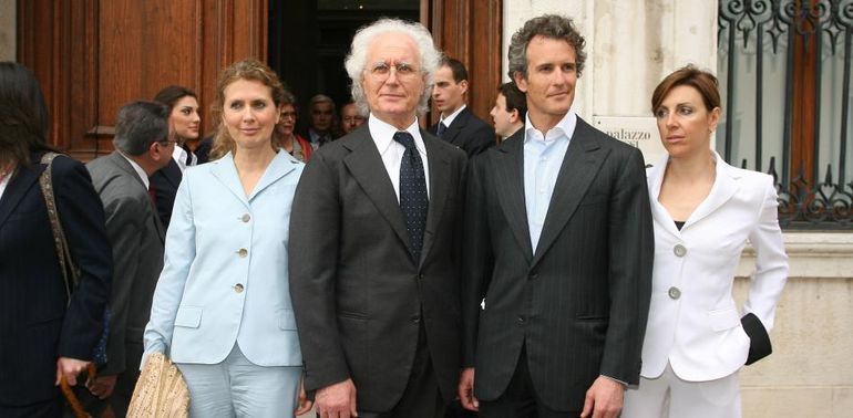 Luciano Benetton y su hijo, Alessandro, junto a sus parejas. Luciano Benetton y su hijo, Alessandro, junto a sus parejas.