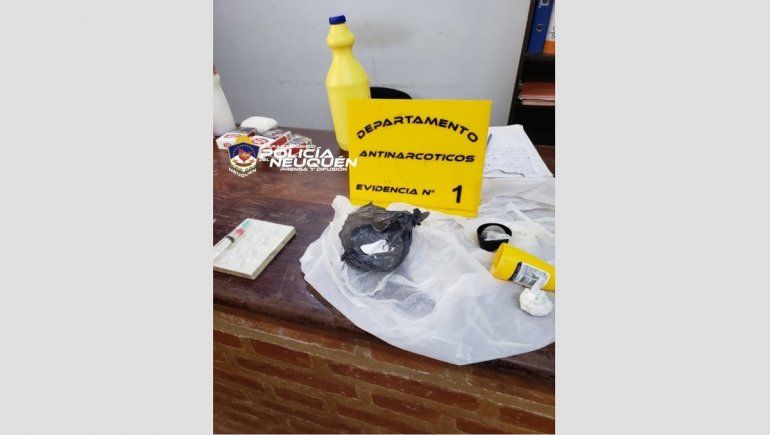 Intentaron pasar porros, cocaína y clonazepam a dos detenidos