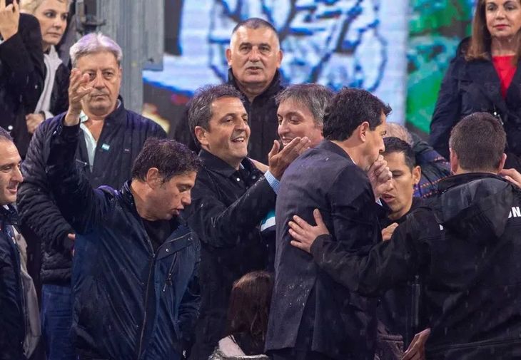 ¿Acuerdo Massa-Máximo para sortear las PASO con una fórmula de unidad? ¿Acuerdo Massa-Máximo para sortear las PASO con una fórmula de unidad?