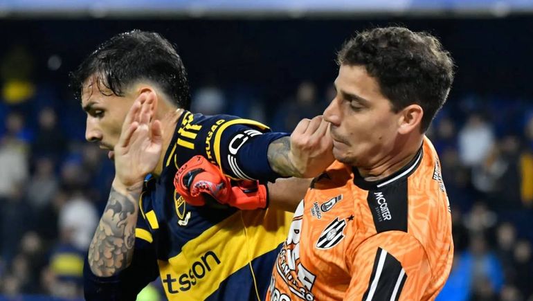 La picante frase de un futbolista sobre Paredes tras pelearse en la cancha: Tiene un cuidado especial