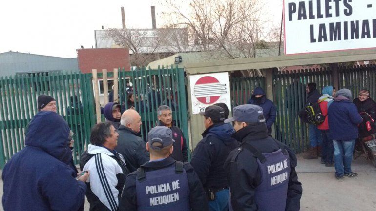 Cerró una maderera en el Parque Industrial y 94 trabajadores quedaron en la calle