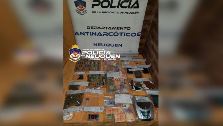 Secuestraron $150 mil y 100 dosis de cocaína en kiosco narco
