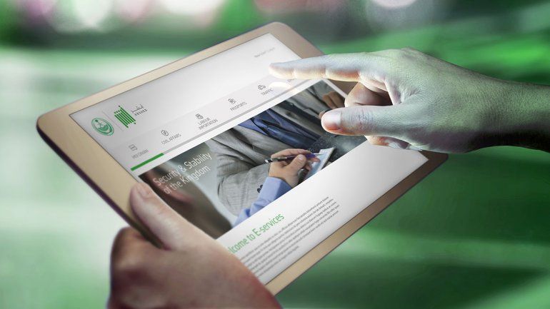 Polémica app saudí para controlar a las mujeres