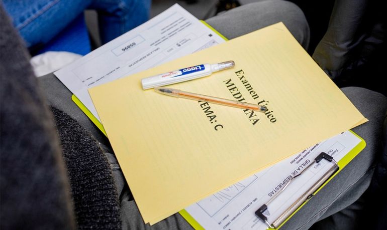 Escándalo por el examen de residencias: ninguno de los 117 médicos pudo revalidar su nota