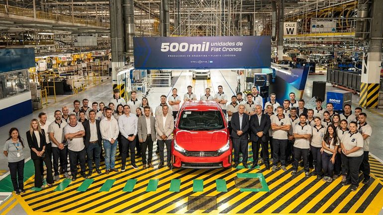 Ya se produjeron 500.00 unidades de Fiat Cronos en Argentina. Ya se produjeron 500.00 unidades de Fiat Cronos en Argentina.