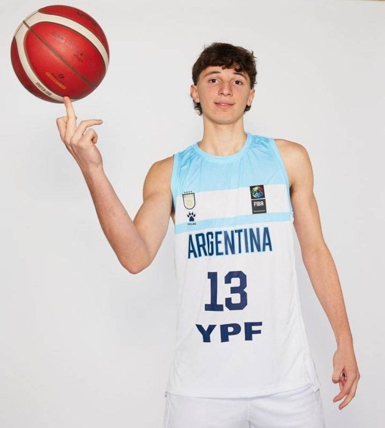 La selección U16 de básquet se clasificó al Mundial con un cipoleño en sus filas