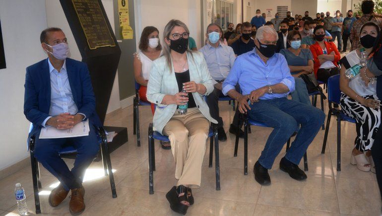 Gutiérrez, Pereyra y Sepúlveda en el acto por el aniversario de Rincón de los Sauces.