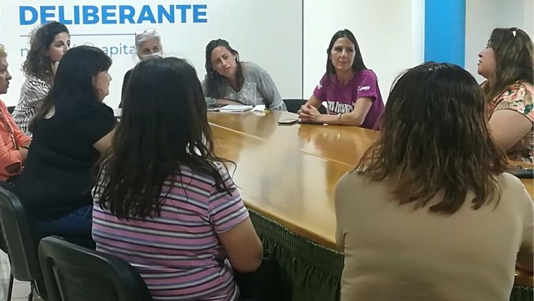 La iniciativa del Taxi Rosa es impulsada en el Concejo Deliberante por Cecilia Maletti.