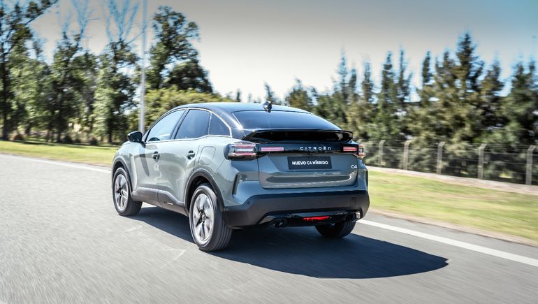 Nuevo Citroën C4 Híbrido. Nuevo Citroën C4 Híbrido.