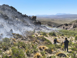 Neuquén enfrenta incendios a diario. Neuquén enfrenta incendios a diario.