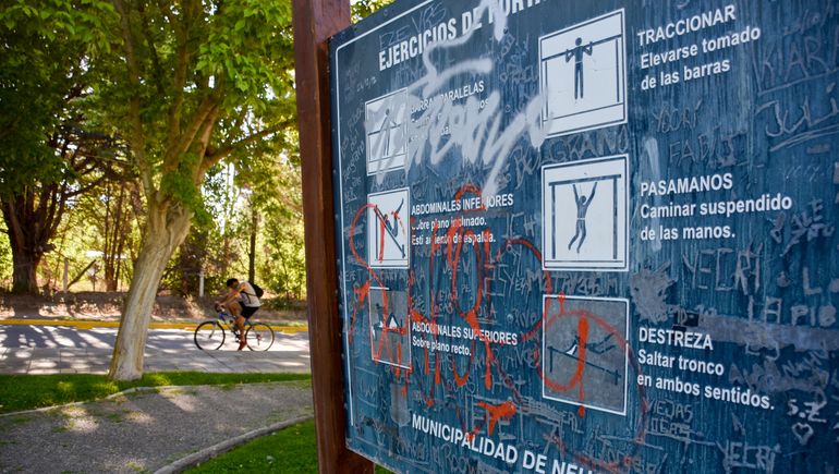 La ciudad pierde unos $500 mil al mes por el vandalismo en espacios públicos
