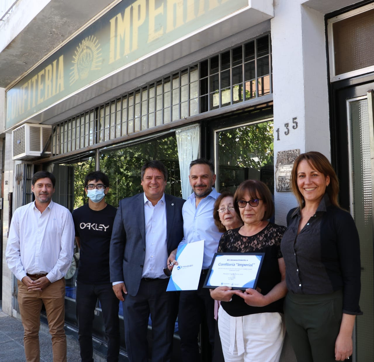 Confitería Imperial: después de 56 años, se despide unos de los rincones más dulces de Neuquén - Image 2