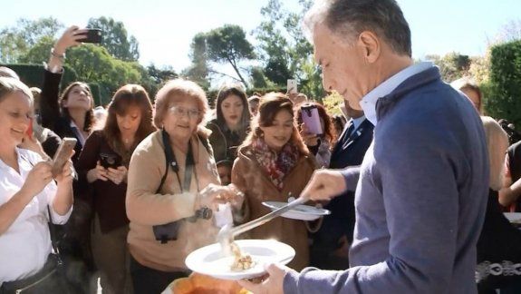 macri compartio el locro y pidio seguir construyendo