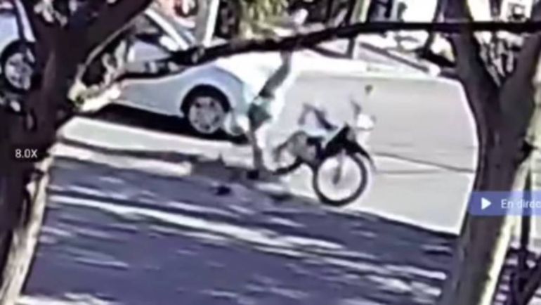 Violento accidente en barrio Provincias Unidas
