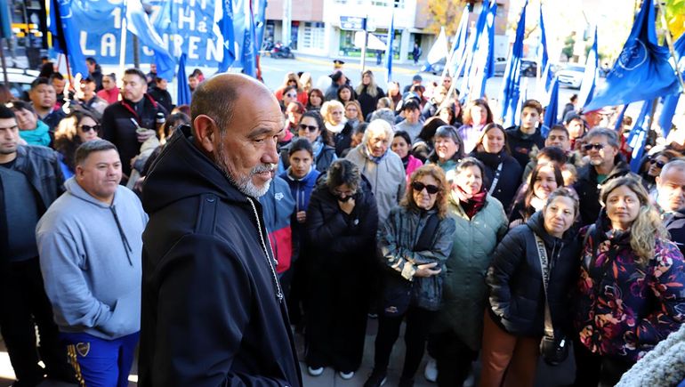 Jorge Salas presidente de la Cooperativa 127 Hectáreas. Pese a las denuncias, tiene el apoyo de un sector de secios. Jorge Salas presidente de la Cooperativa 127 Hectáreas. Pese a las denuncias, tiene el apoyo de un sector de secios.