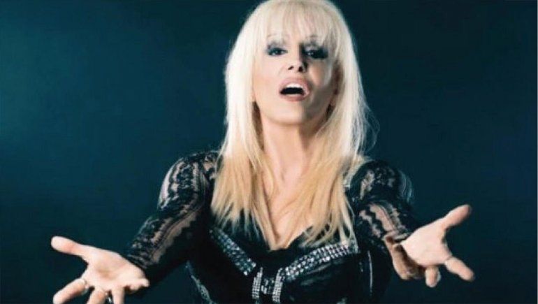 ¿Qué le pasó? Valeria Lynch cambió su apellido y en Twitter estallaron los memes