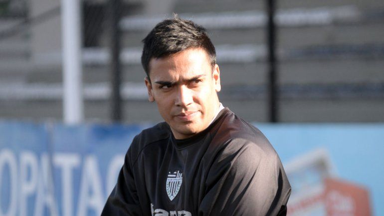 El delantero llegará a préstamo por lo que resta de la Copa Neuquén.