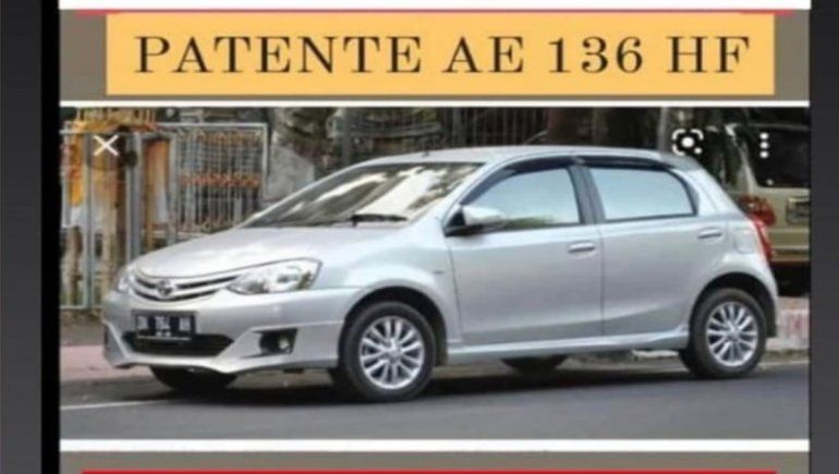 Le robaron un Toyota Etios el domingo a la tarde. Estaba estacionado en Buta Ranquil y avenida Olascoaga.