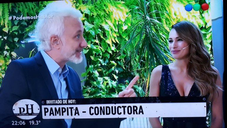 Pampita blanqueó su agarrada  de los pelos a Isabel Macedo