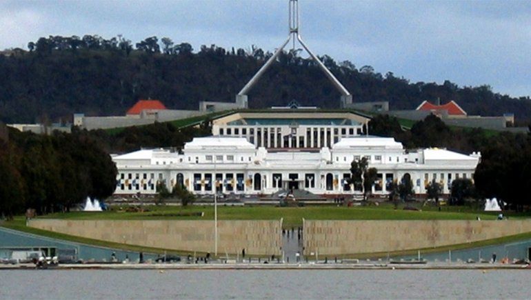 Escándalo en Australia por videos sexuales en el Parlamento