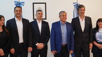 ypf se incorporo a emplea neuquen y rolando figueroa destaco la generacion de empleo para los neuquinos