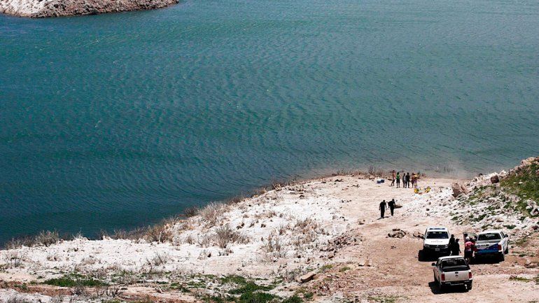 La nave se estrelló contra el agua