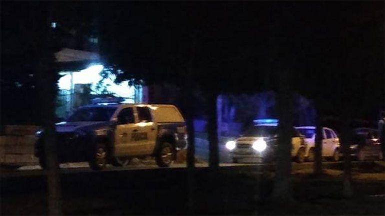 Misterio en Cutral Co: encontraron a un joven muerto arriba de un techo