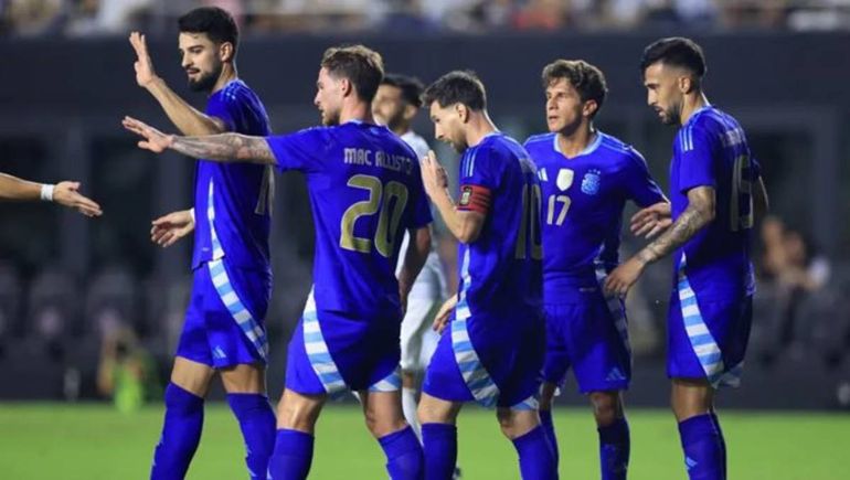 Tiempo récord: jugó con la Selección, volvió a su club y en menos de 24 horas marcó un gol con su equipo