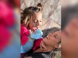 Su hija tiene parálisis cerebral e inició una cruzada para tratarla con un novedoso método que se hizo popular por Netflix
