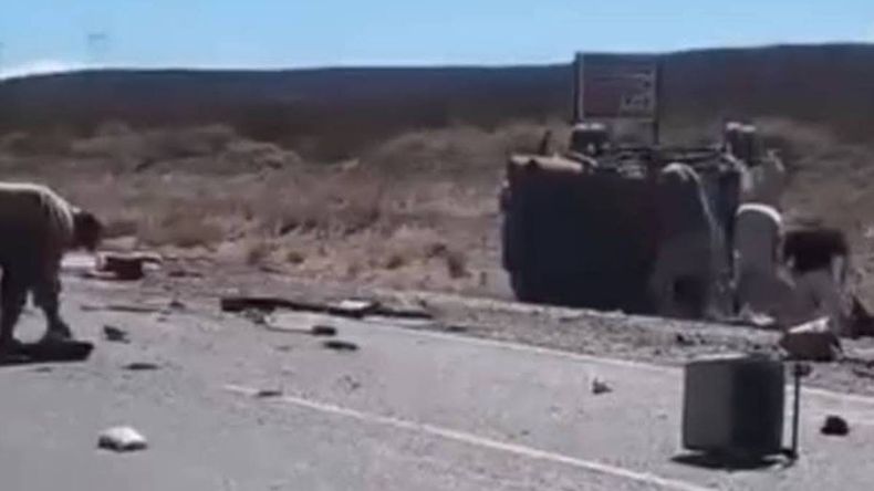 El vuelco fue ocasionado porque el viento desestabilizó a la camioneta. (Foto: Gentileza) | LM Neuquen El vuelco fue ocasionado porque el viento desestabilizó a la camioneta. (Foto: Gentileza)