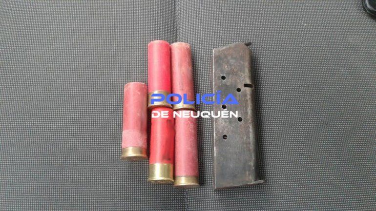 Las municiones de escopeta secuestradas por la Policía.