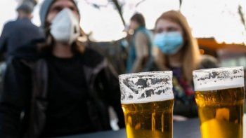 alcohol-coronavirus.jpg