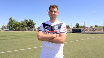 jugo con el huevo acuna en don bosco y sigue en el equipo: la historia de juanma jugo con el huevo acuna en don bosco y sigue en el equipo: la historia de juanma