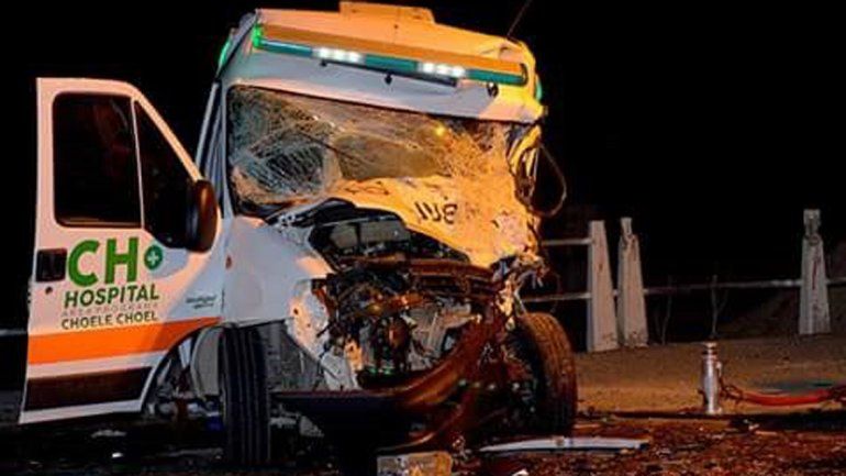 Dos personas murieron en un violento choque en la Ruta 22