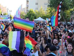 marcha del orgullo en neuquen: una edicion marcada por la resistencia y contra el odio marcha del orgullo en neuquen: una edicion marcada por la resistencia y contra el odio