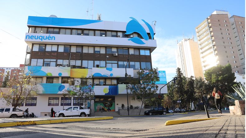 Municipales de Neuquén cobran sueldos con aumento: la fecha de pago | LM Neuquen Municipales de Neuquén cobran sueldos con aumento: la fecha de pago