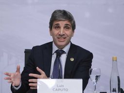 El ministro Caputo anunció el plan motosierra.