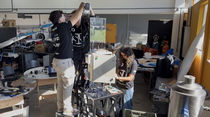 Un robot de perforación desarrollado por estudiantes ganó un torneo internacional Un robot de perforación desarrollado por estudiantes ganó un torneo internacional