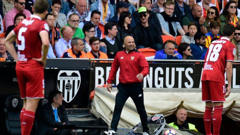 El entrenador reiteró que no se reunió con nadie de AFA