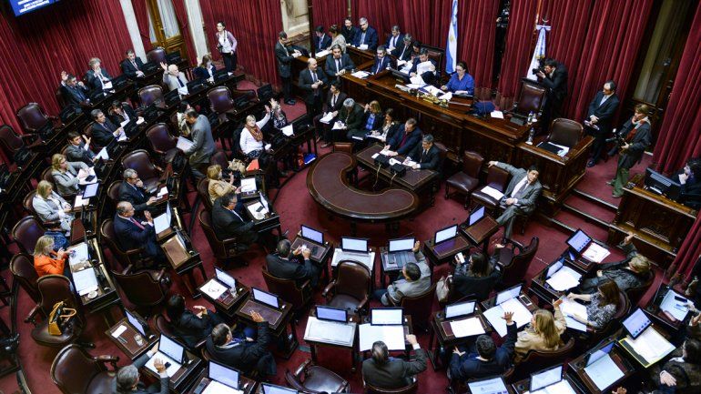 Aprueban un pedido para que Nación suspenda los tarifazos