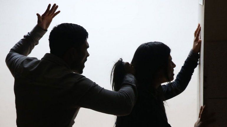 Intentaron violar dos veces a una joven en General Roca