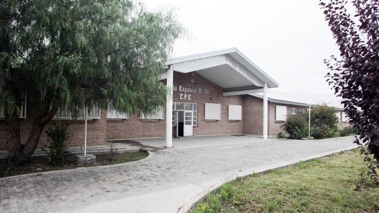 La Escuela Especial 10 no tiene clases por problemas en las calderas.